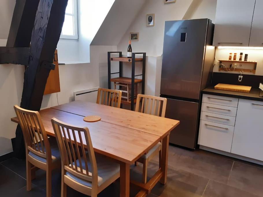 Le Jeannin, Magnifique Duplex 6 Prs - Centre Historique De Dijon Lejlighed Eksteriør billede