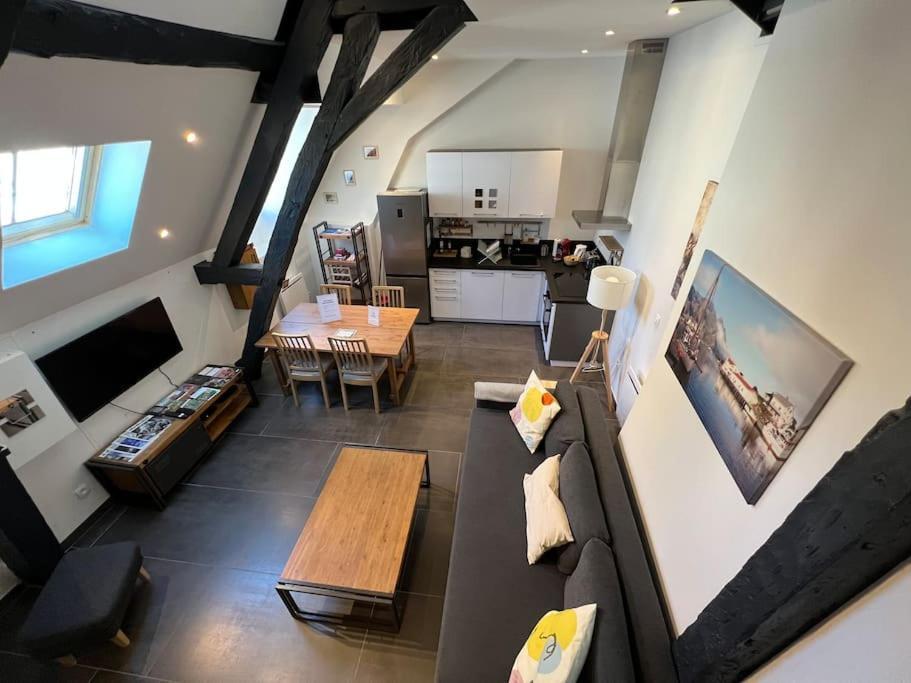 Le Jeannin, Magnifique Duplex 6 Prs - Centre Historique De Dijon Lejlighed Eksteriør billede