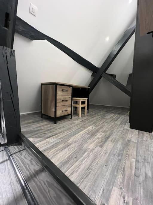 Le Jeannin, Magnifique Duplex 6 Prs - Centre Historique De Dijon Lejlighed Eksteriør billede